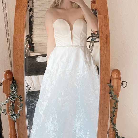 Calle Blanche Lennon Strapless Belted Wedding Gown Altered - Picture 8 of 13